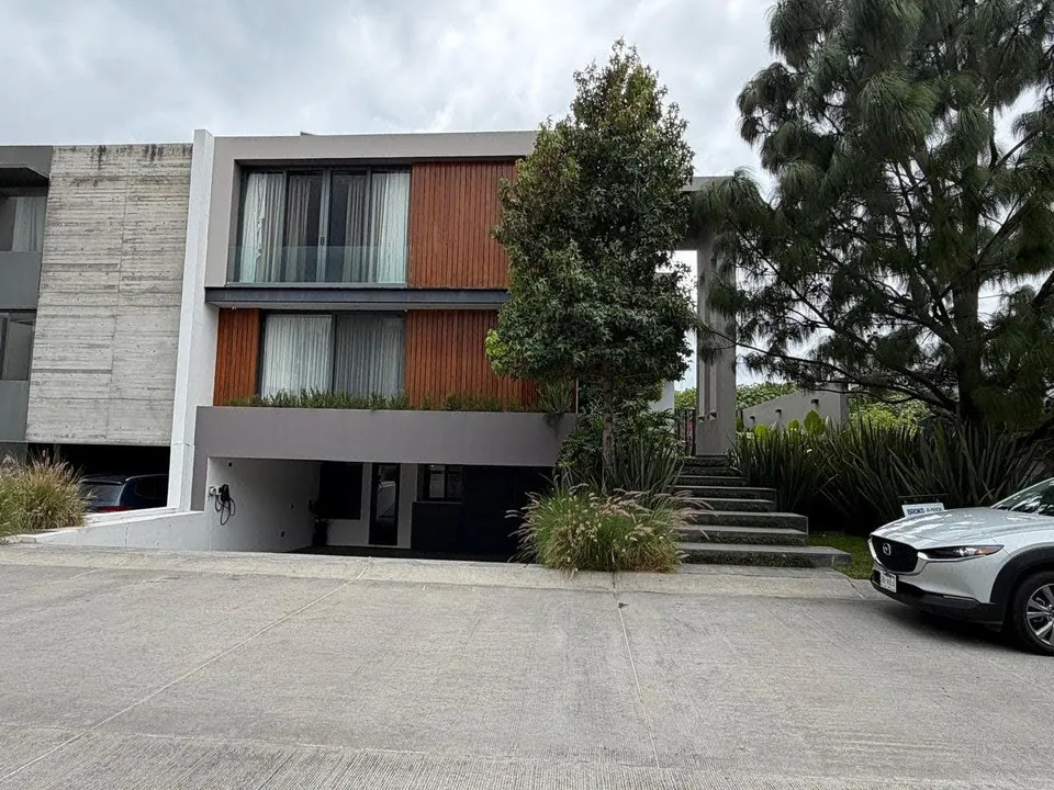 Casa en venta en Los Sueños  Av. Vallarta, carretera a Nogales