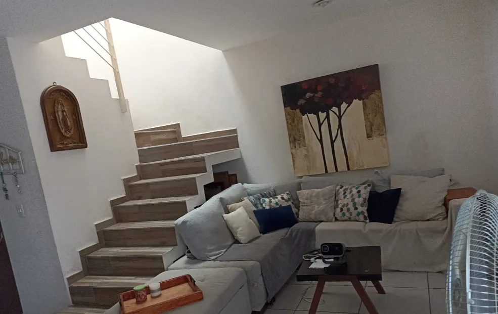 Foto 2 de Casa en venta en PARQUES DE TESISTAN III, Zapopan