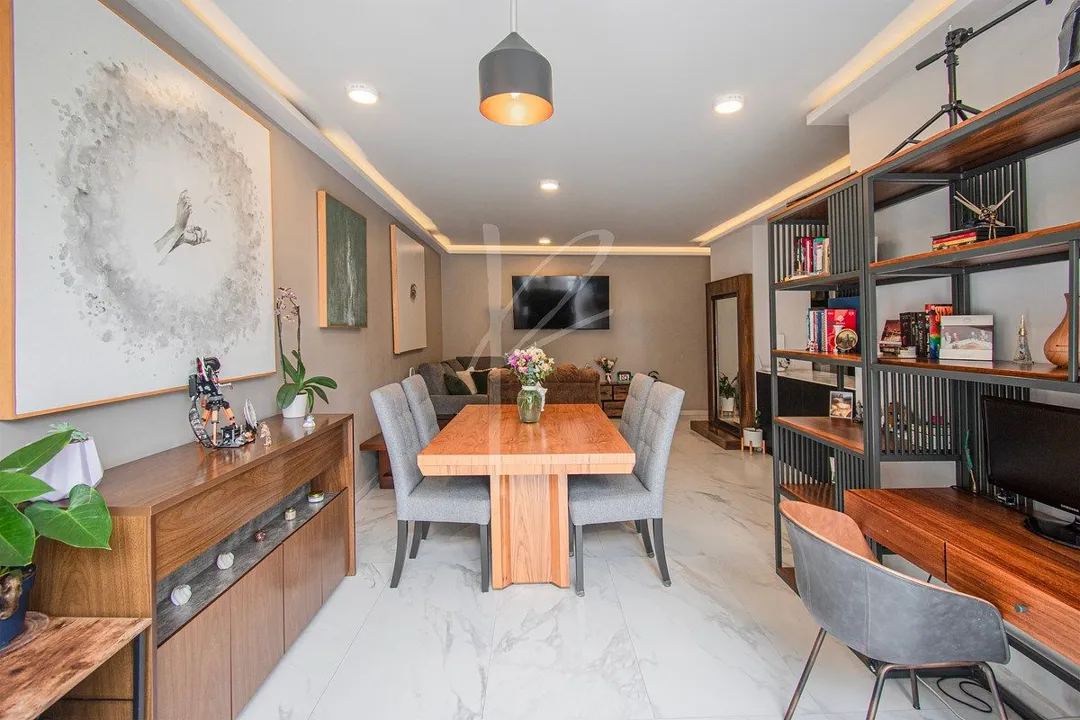 DEPARTAMENTO EN VENTA EN JARDINES DEL BOSQUE