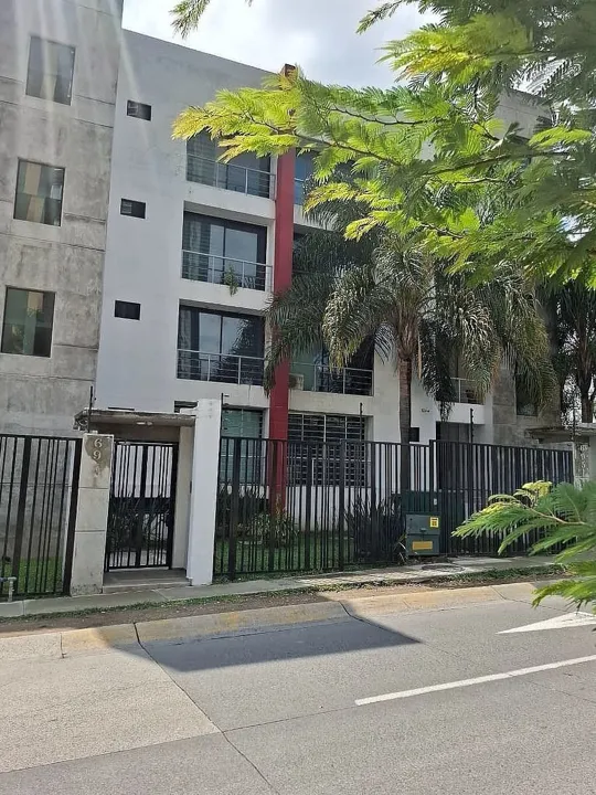 Hermoso Departamento en Venta Frente al Parque Metropolitano
