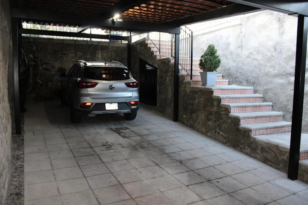 Foto 4 de LINDA CASA EN ZAPOPAN EN FRACCIONAMIENTO BUGAMBILIAS