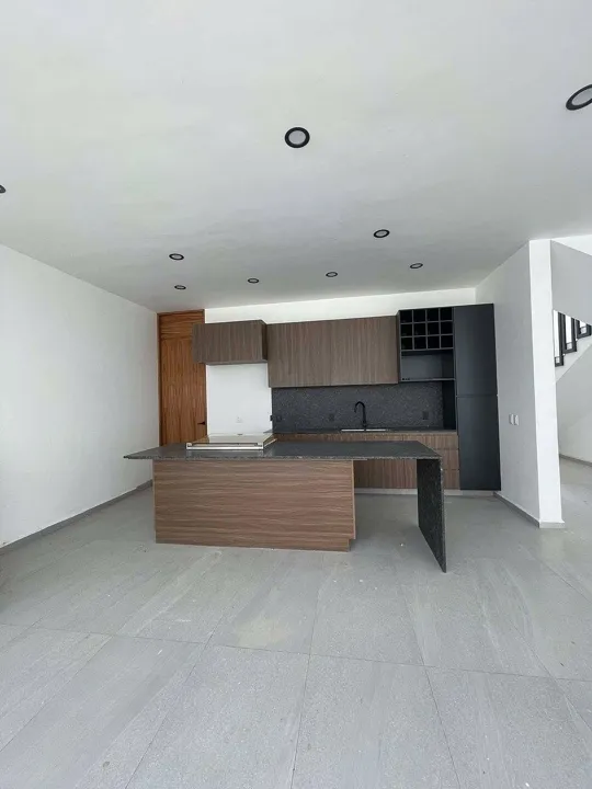 Foto 2 de Casa Nueva de Lujo en Fracc. Bosques Cedros, Tlajomulco, por Tec de Mty