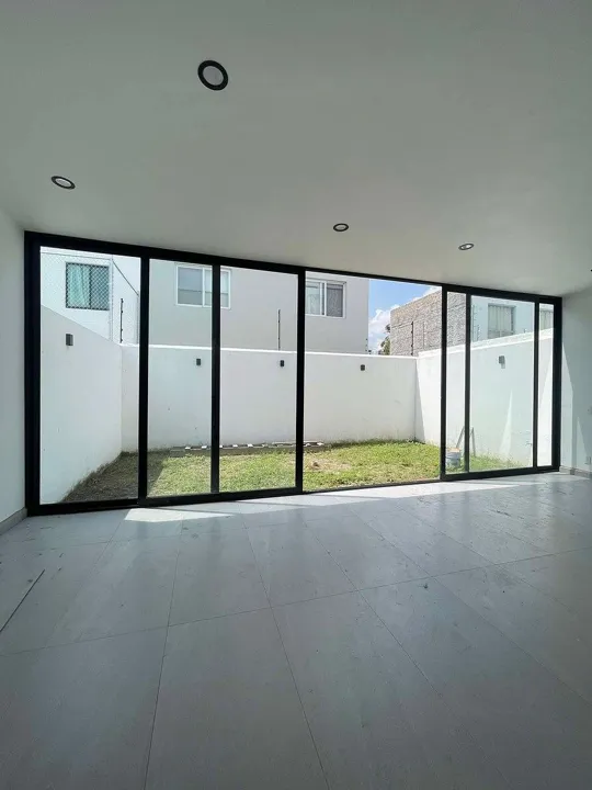 Foto 4 de Casa Nueva de Lujo en Fracc. Bosques Cedros, Tlajomulco, por Tec de Mty