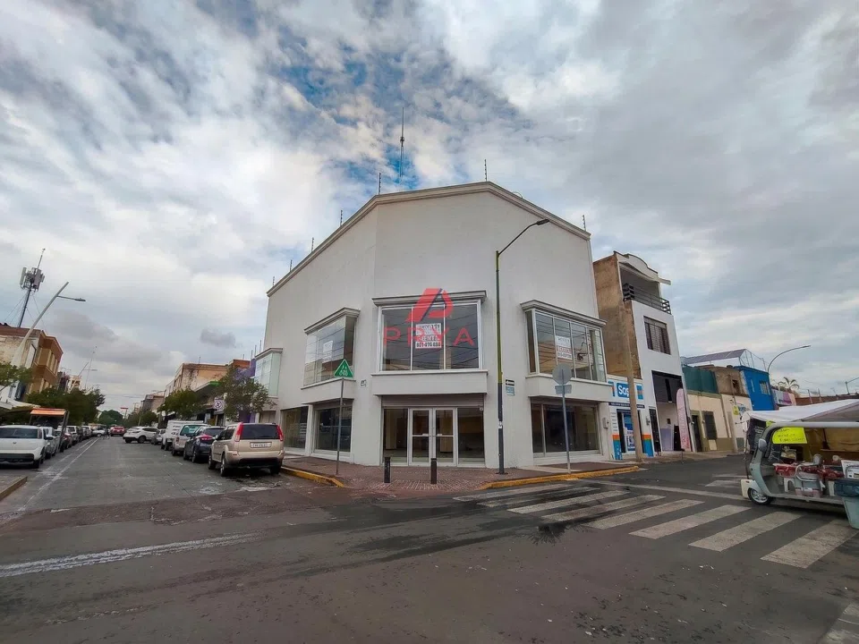 Local Comercial en Renta en Santa Teresita, Guadalajara  | 638 m² con montacargas