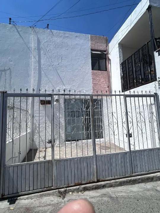 Foto 2 de Casa en venta en Sor juana Ines De La Cruz, El Zalate, Guadalajara