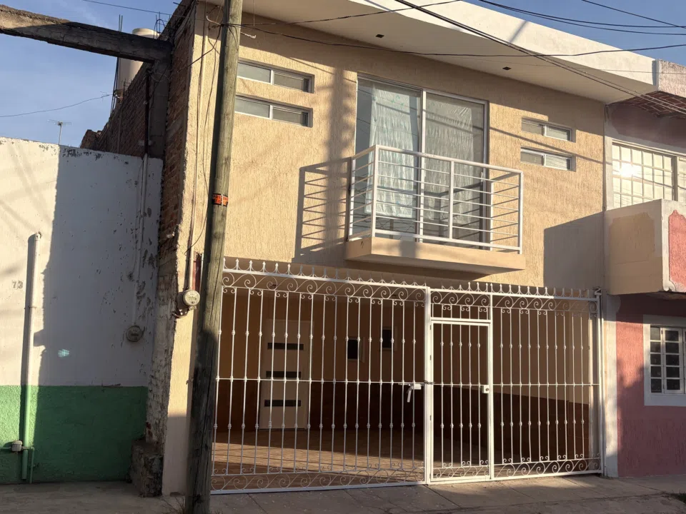Casa en Venta Remodelada en Basilio Badillo, Tonalá
