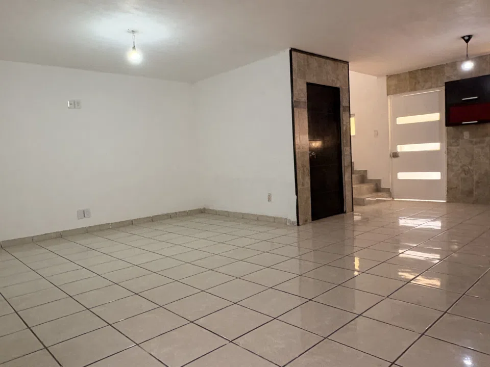 Foto 8 de Casa en Venta Remodelada en Basilio Badillo, Tonalá