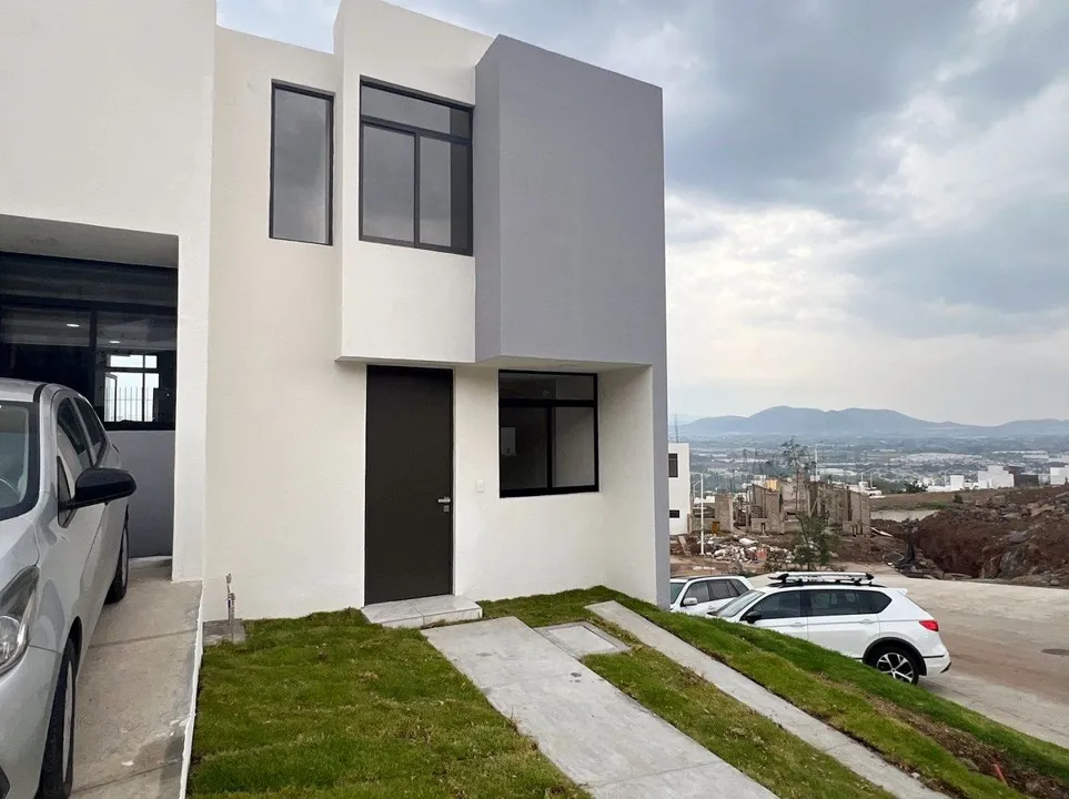 Zimaltá Casa en Renta