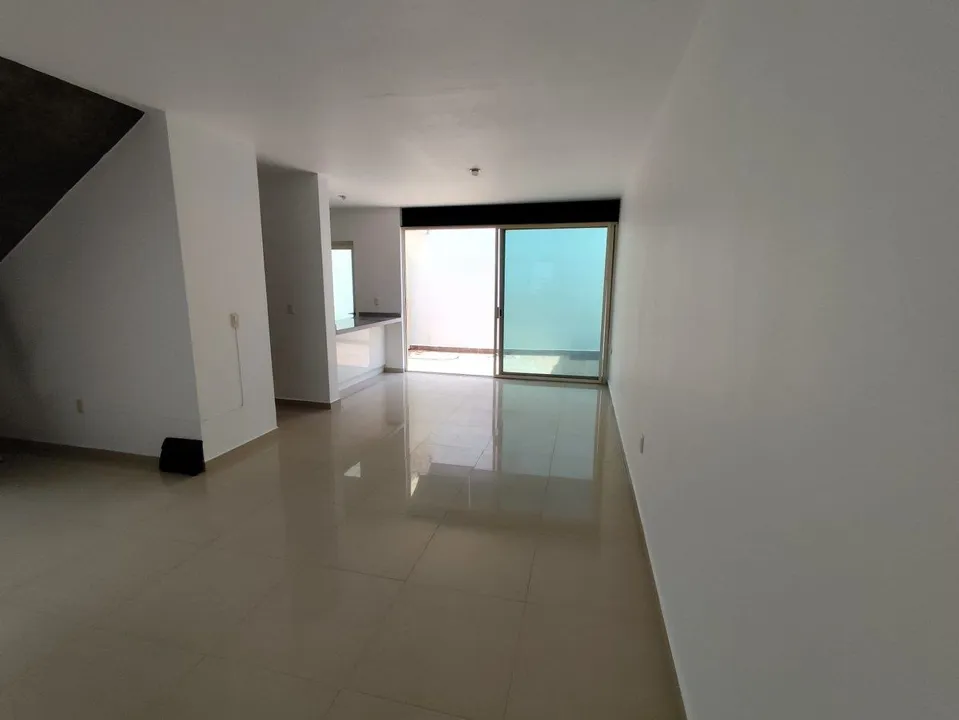 Foto 3 de Casa en Coto Bugambilias Primera Sección como nueva