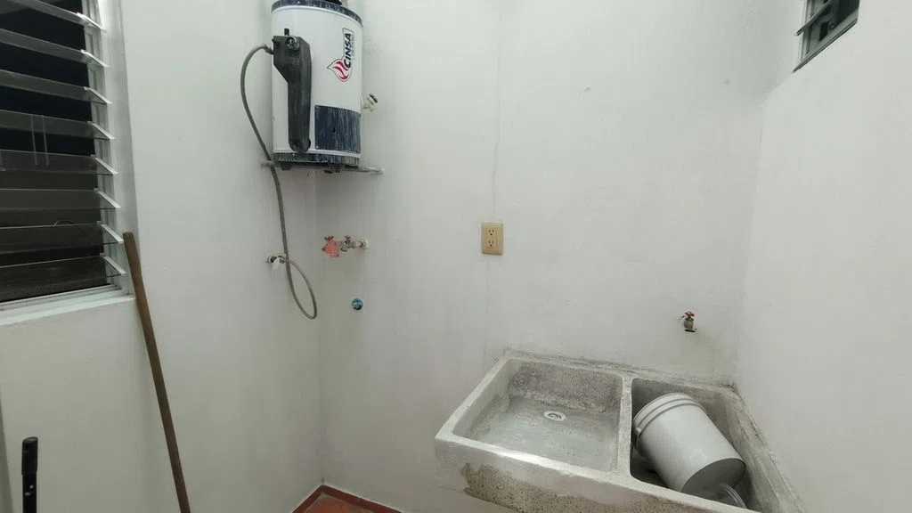 Foto 4 de CASA EN VENTA EN FRACC. LAGO REAL – ZAPOPAN