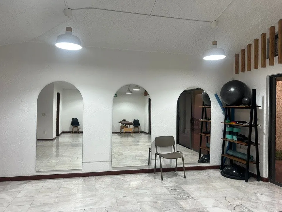 Foto 3 de Alberca para rehabilitación en Centro de Salud I Renta
