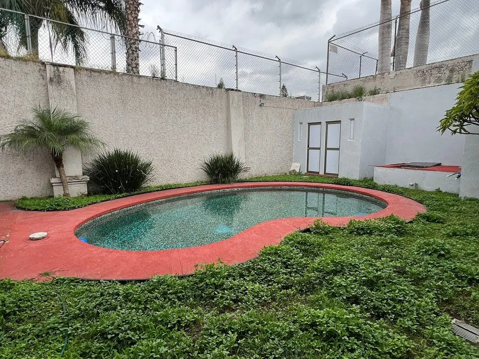 Foto 7 de Alberca para rehabilitación en Centro de Salud I Renta
