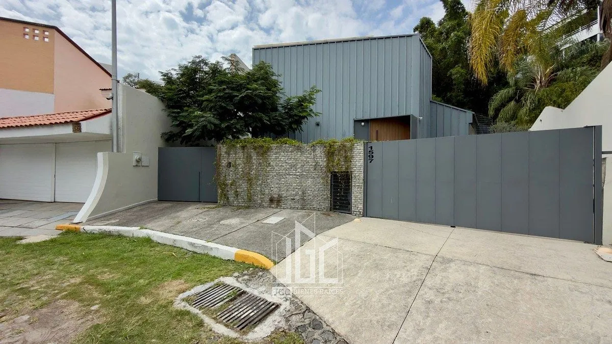 CASA EN RENTA EN COTO PRIVADO COLINAS DE SAN JAVIER