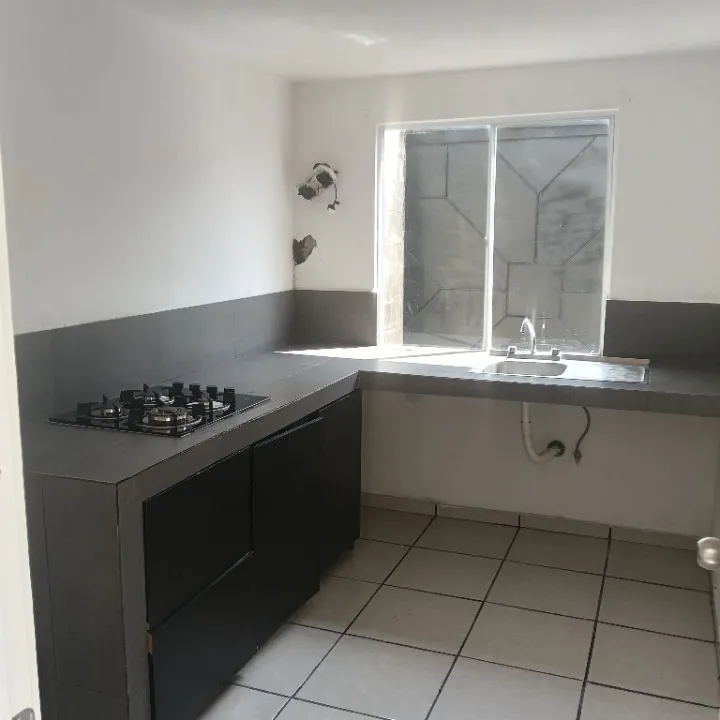 Foto 2 de Casa en venta en Calle Senda De Los Cafetos , Mirador Del Bosque , Guadalajara