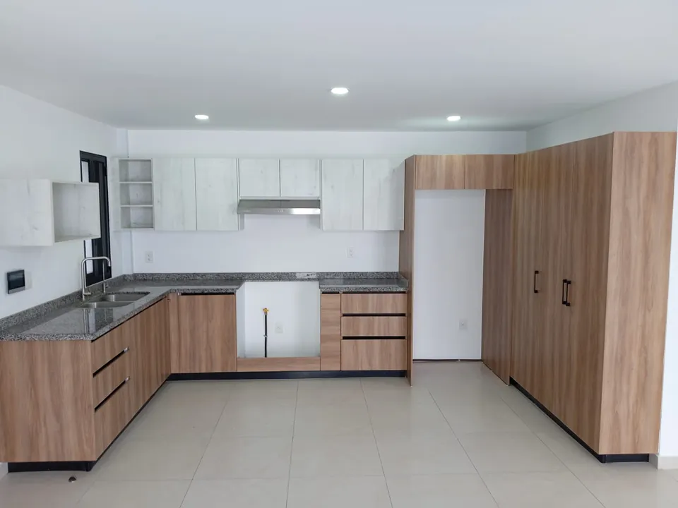 Foto 3 de Departamento en venta en OBLATOS, Guadalajara