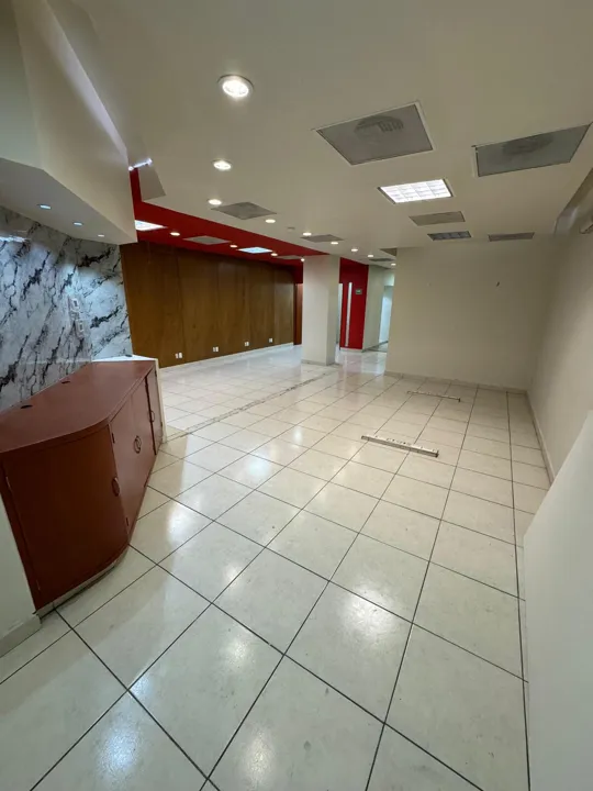 Local Comercial u Oficinas en Renta – A Una Cuadra de Plaza del Sol y Expo GDL