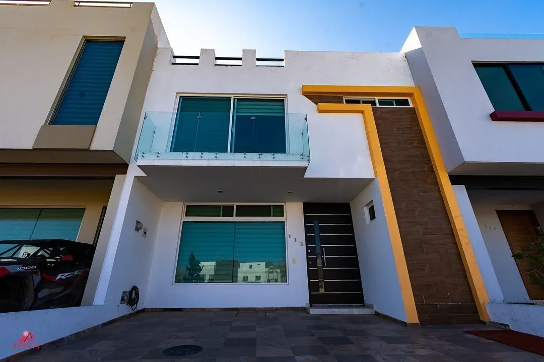 Casa en Renta, Valle Imperial Zapopan con Roof Garden en Coto Álamos