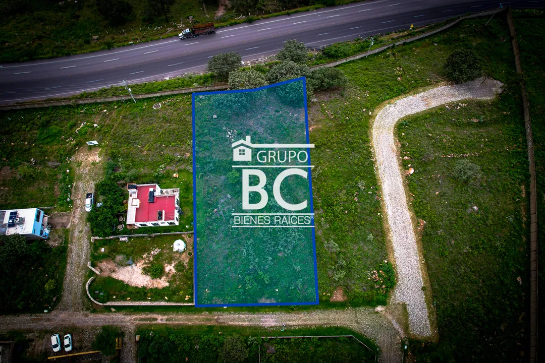 Terreno en Venta en Hacienda Monticello (2,503 m²)