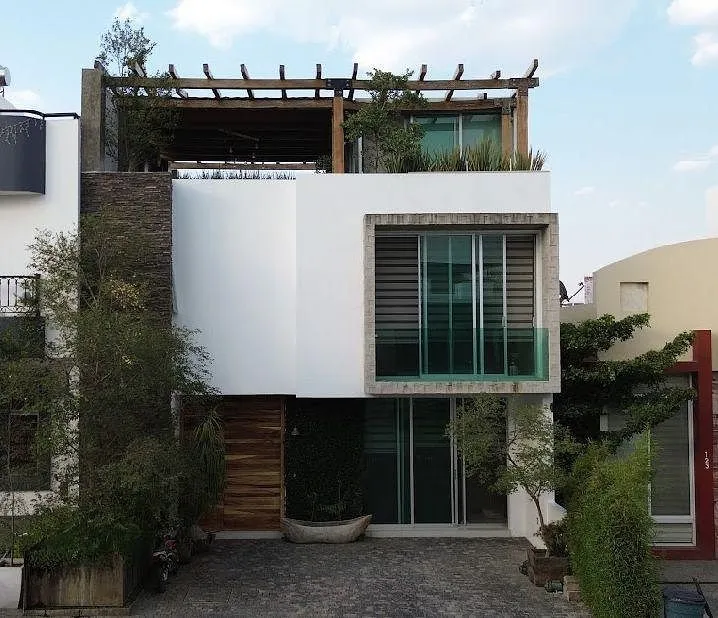 Casa en venta Valle Imperial con alberca privada