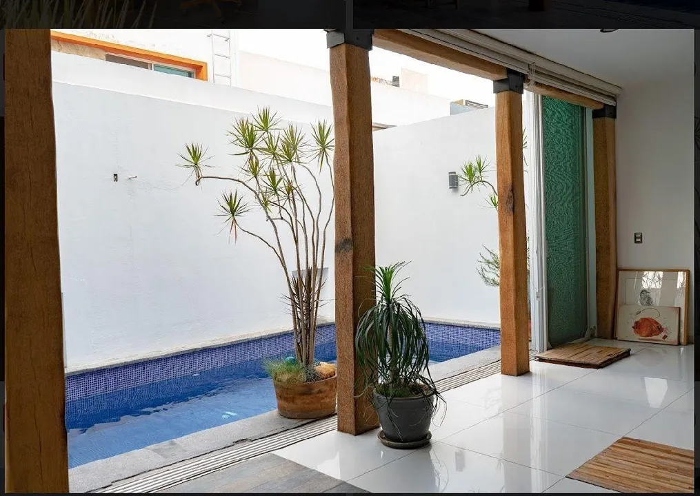 Foto 2 de Casa en venta Valle Imperial con alberca privada