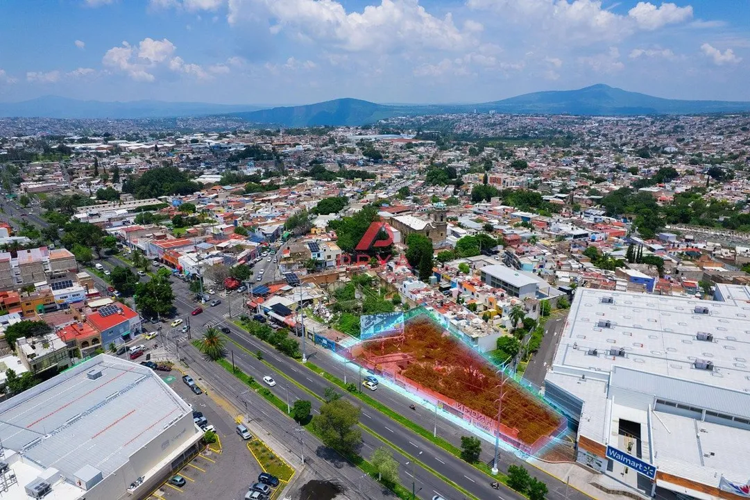 Terreno Comercial en Renta en El Batán Zapopan 2224 m2 con 85m de Frente