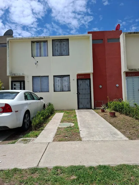 Casa en Venta en Fraccionamiento Los Tréboles Zapopan | 2 Recámaras