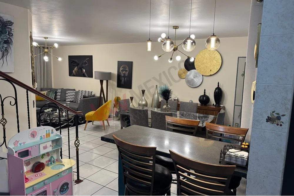 Foto 5 de CASA EN VENTA EN MIRADOR DE SAN ISIDRO, ZAPOPAN