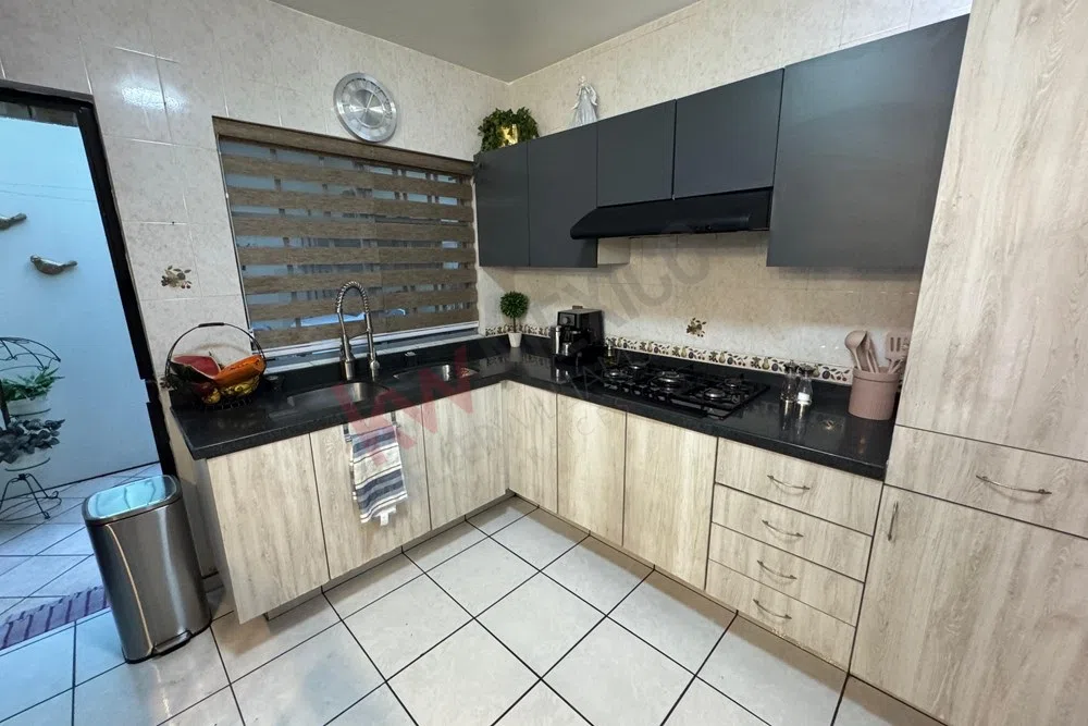 Foto 7 de CASA EN VENTA EN MIRADOR DE SAN ISIDRO, ZAPOPAN