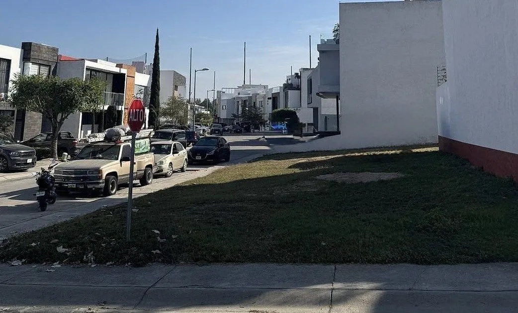 Foto 2 de Terreno en VENTA en esquina en coto