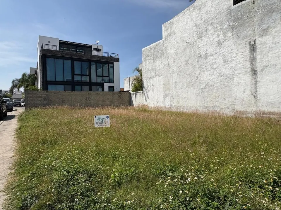 Foto 7 de Terreno en venta en VALLE IMPERIAL, dentro del coto IMPERIO ESPAÑOL