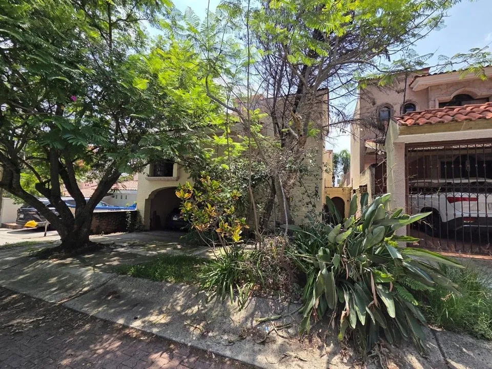 Foto 3 de Casa en venta en Bugambilias 2 Sección