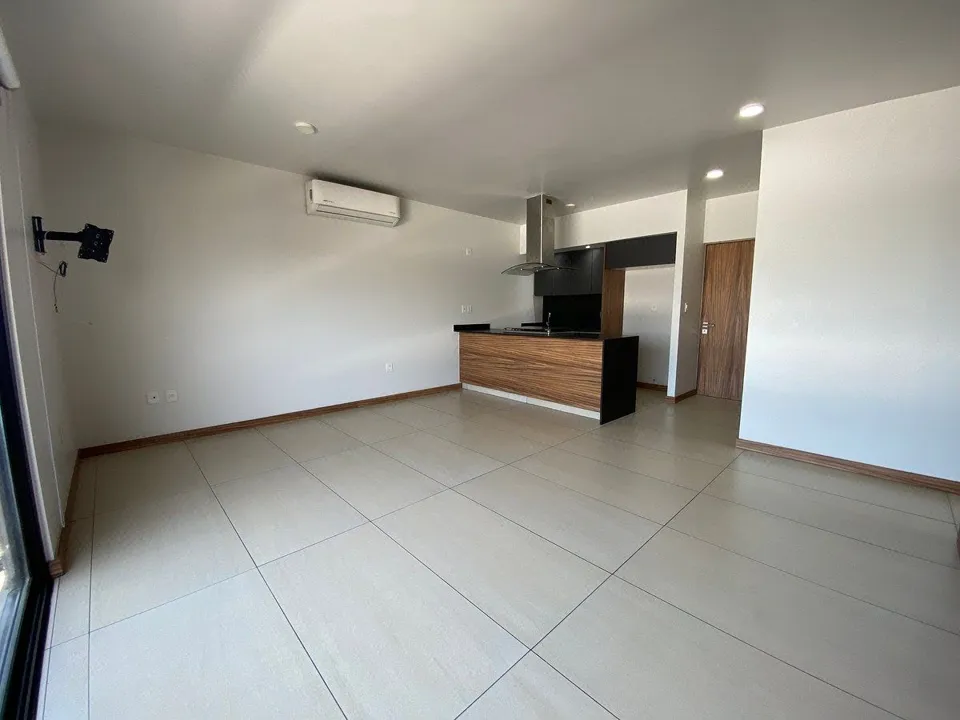 Venta / Renta departamento 2 hab. en Brittania