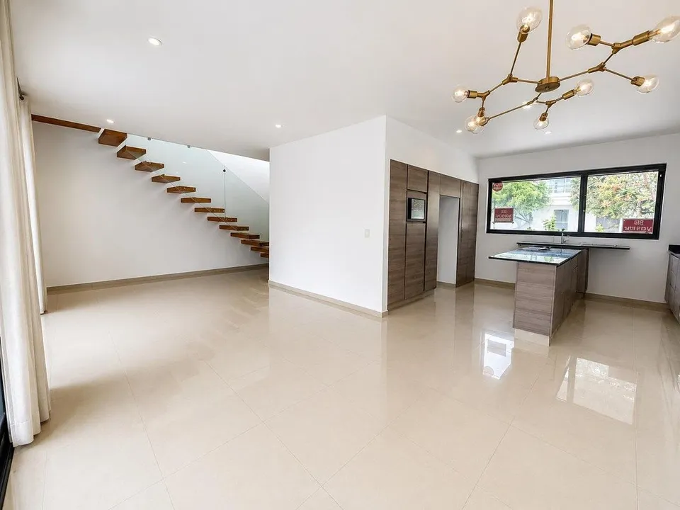 Foto 5 de CASA EN VENTA EN VALLE IMPERIAL,COTO IMPERIO SUECO, ZAPOPAN.