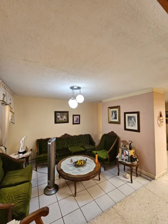Foto 8 de Casa en venta en Calle Franz Liszt, La Estancia, Zapopan