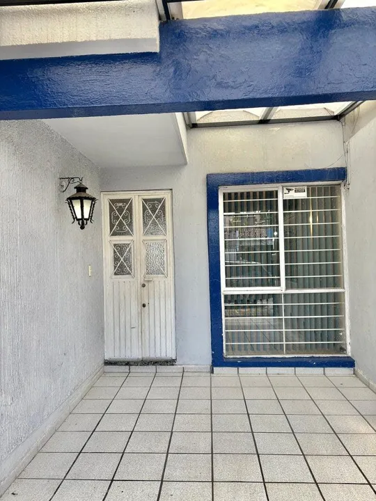 Foto 3 de CASA EN RENTA, 3 RECAMARAS, UNA PLANTA, JARDINES DE LA PAZ