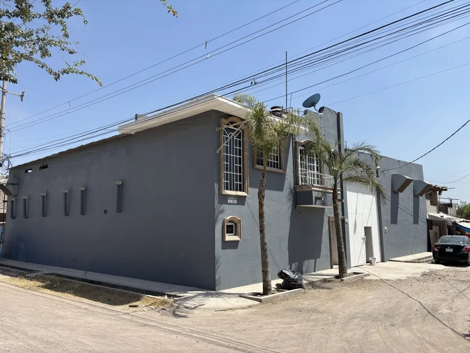 Foto 2 de Bodega en Venta Zona Aeropuerto