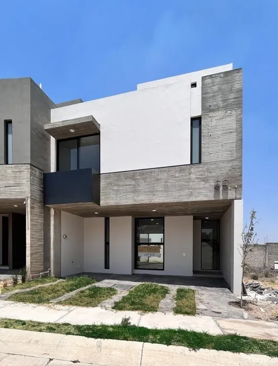 Foto 2 de CASA EN VENTA CAPITAL NORTE, coto Pontevedra , ZAPOPAN JALISCO