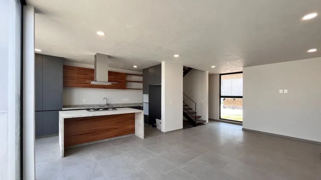 Foto 3 de CASA EN VENTA CAPITAL NORTE, coto Pontevedra , ZAPOPAN JALISCO
