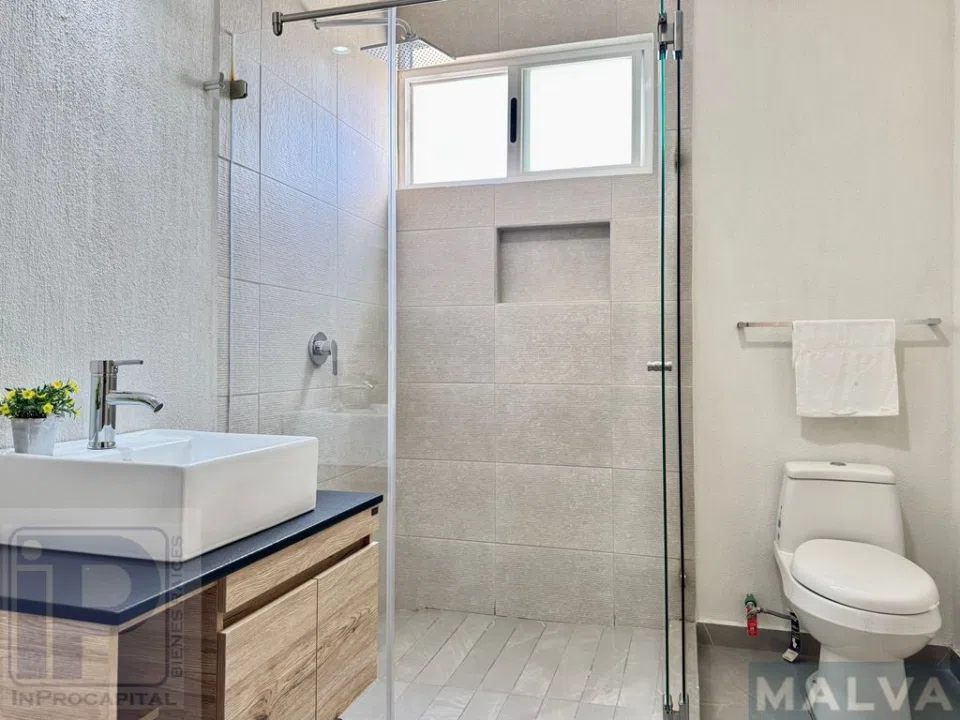 Foto 9 de Casa en venta en ALBAZUR residencial, Zona Sur