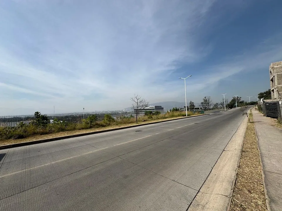 Foto 6 de Terreno en Venta en Paisajes del Tesoro - Av. Las Fuentes