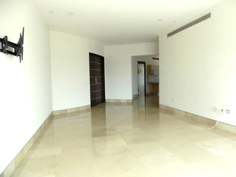Foto 3 de Departamento en renta en Avenida Empresarios, Puerta de Hierro, Zapopan
