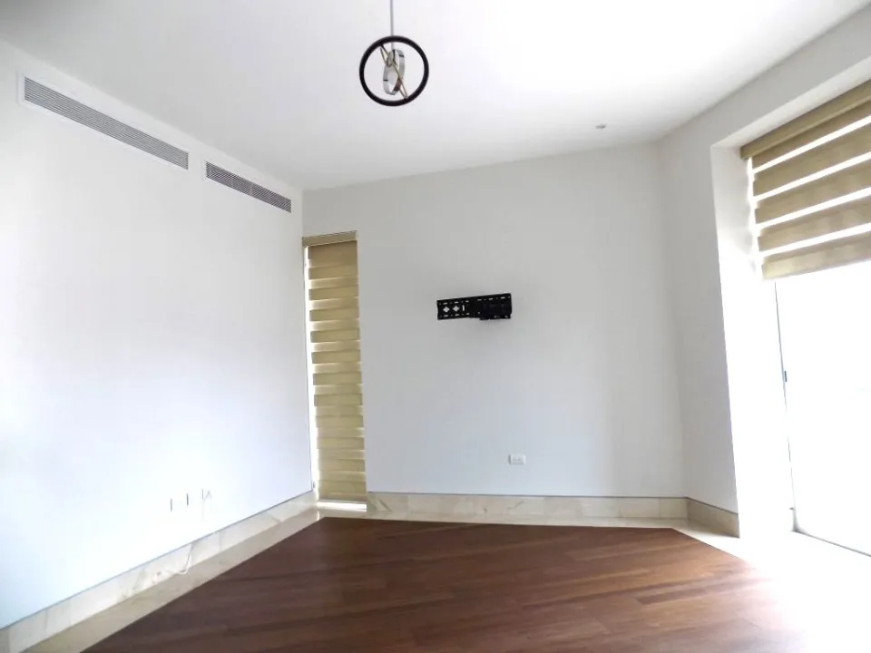 Foto 7 de Departamento en renta en Avenida Empresarios, Puerta de Hierro, Zapopan