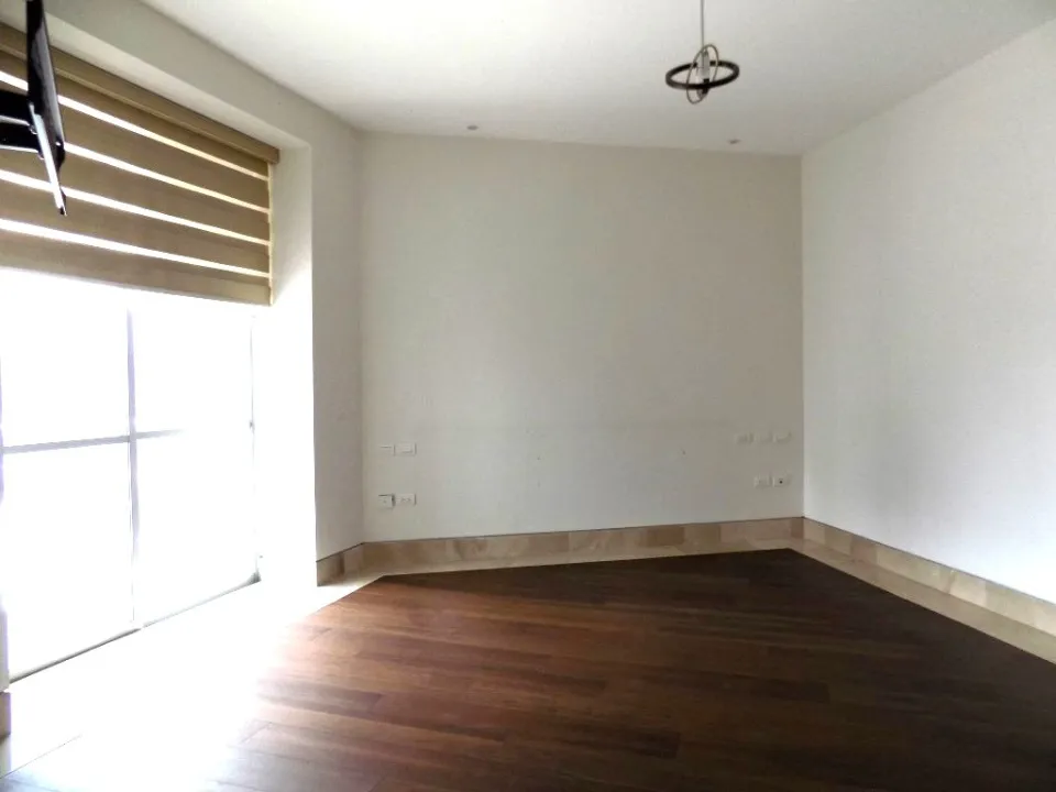 Foto 8 de Departamento en renta en Avenida Empresarios, Puerta de Hierro, Zapopan