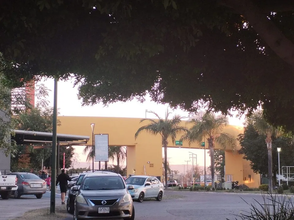 Foto 9 de LOCAL EN RENTA EN PLAZA REAL STREET – CAMPO REAL ZAPOPAN