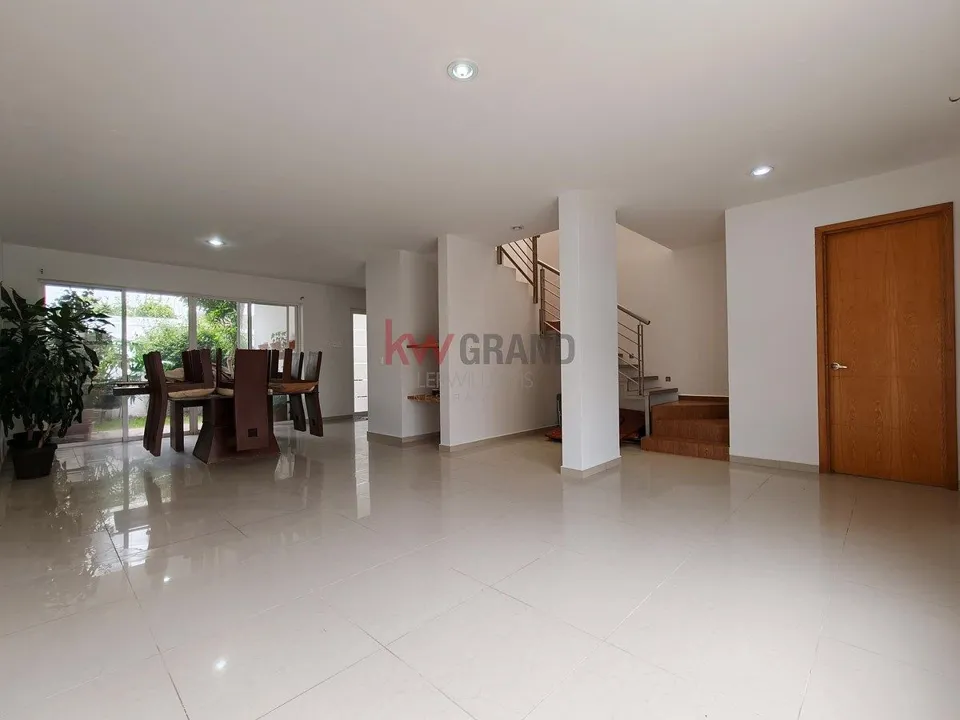 Foto 2 de Casa en Venta en Coto El Bastión, Casa Fuerte, Tlajomulco
