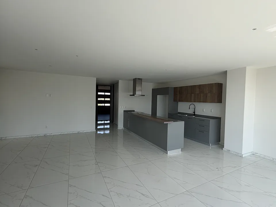 Foto 2 de Departamento en Venta en Colomos Providencia en Torre Austra #503 (VR)