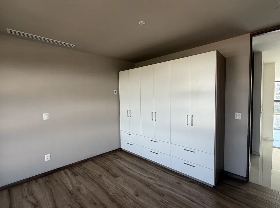 Foto 6 de Departamento en Venta en Colomos Providencia en Torre Austra #503 (VR)
