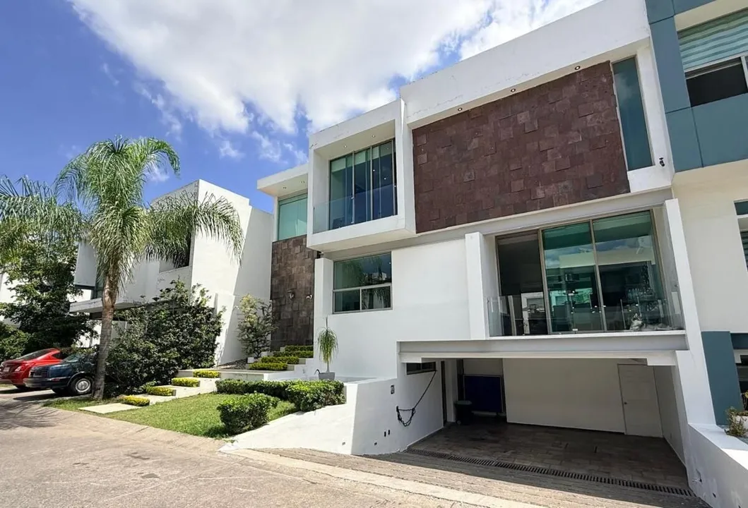 Foto 3 de Residencia en venta en VILLA VERONA