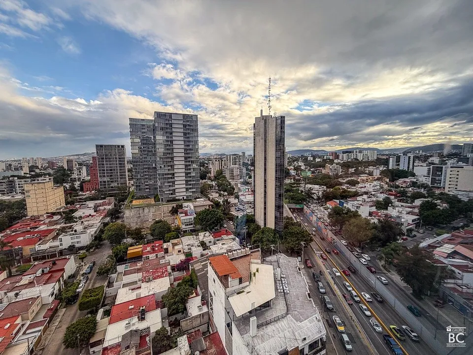 Foto 9 de Departamento Amueblado en Renta | López Mateos, 2 Recámaras