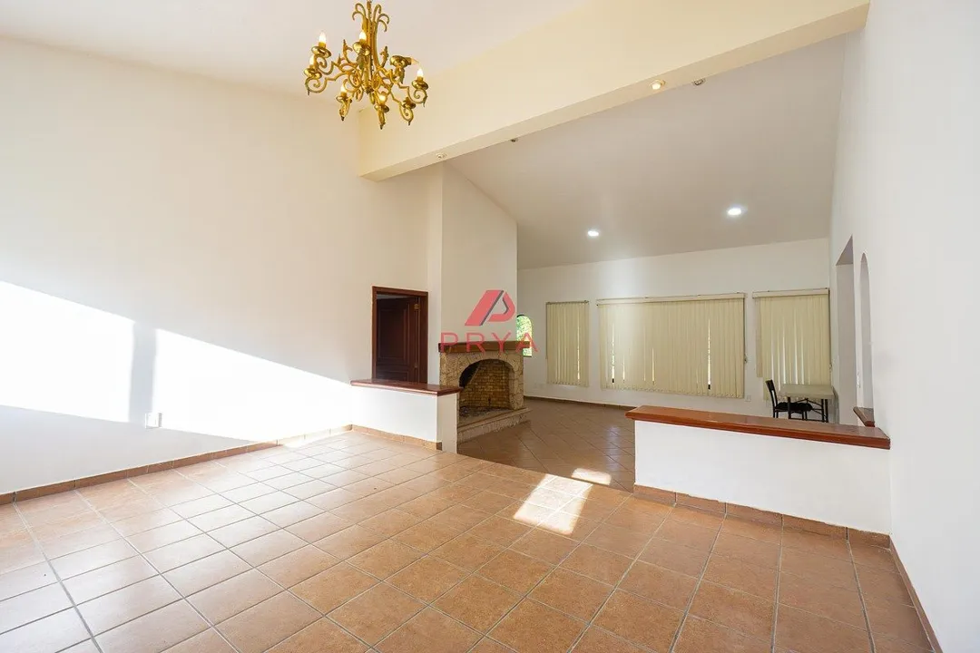 Foto 9 de Casa en venta en Hacienda La Herradura con 2,048 m² de terreno y jardín